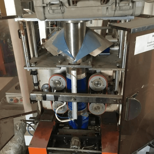 Фасовочный автомат РТ-УМ-24 инв.6818