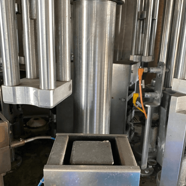 Автомат ТФ-2 РПП-01-0 в упаковку Пюр пак инв.4402