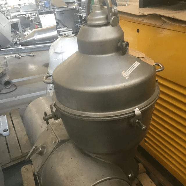 Сепаратор сливкоотделитель alfa-laval 10т/час инв.5808
