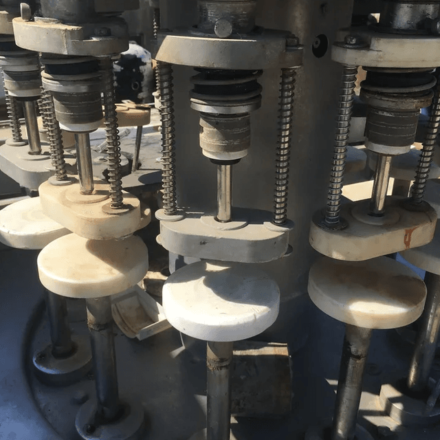 Розлив и укупор в стекло-бутылку  0,5л инв.7347