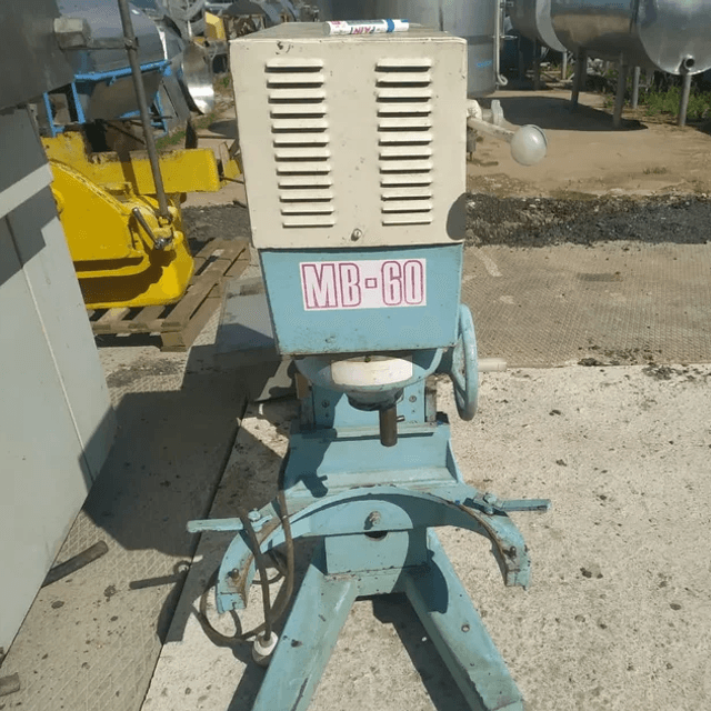 Машина взбивальная, миксер планетарный МВ-60 инв.8810