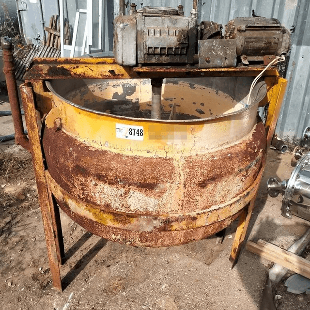 Котел с мешалкой 300л инв.8748