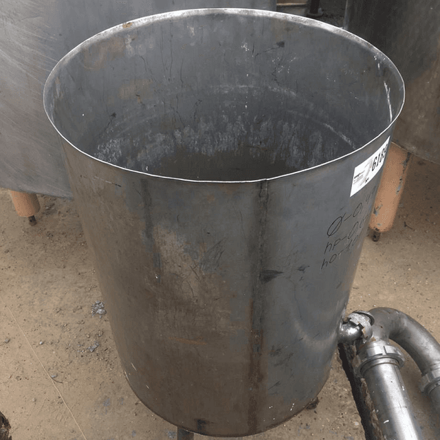 Бак 300л. инв.6189