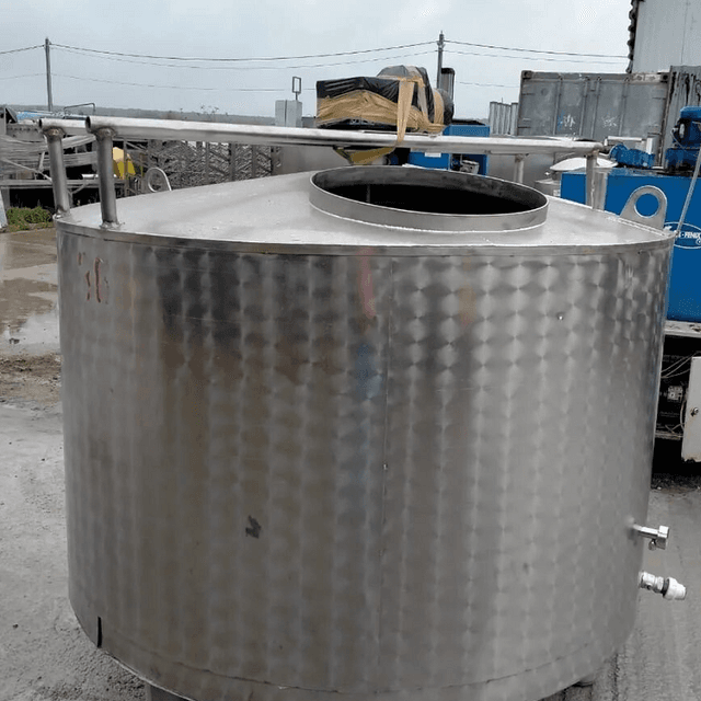 Емкость ВДП 2000л инв.8759