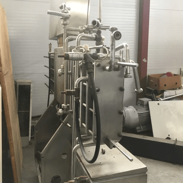 Пастеризатор 1000л инв.8831