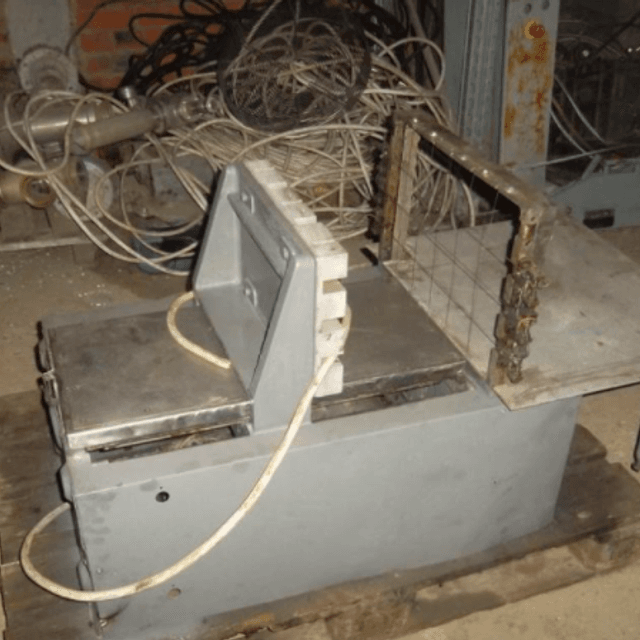 Маслорезка струнная инв.5875