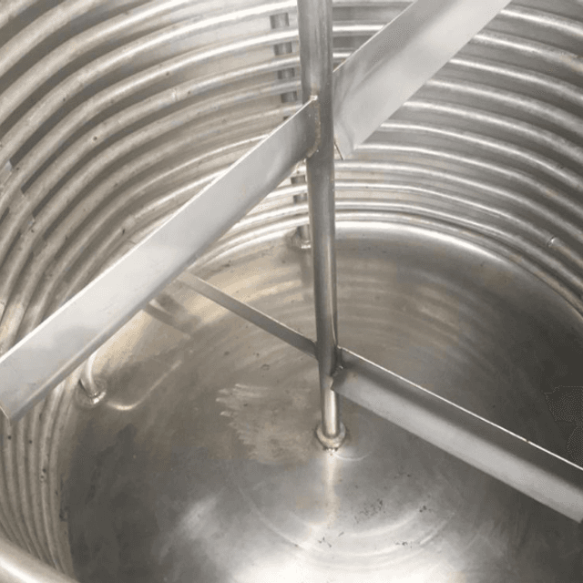 Емкость 1200л инв.3268