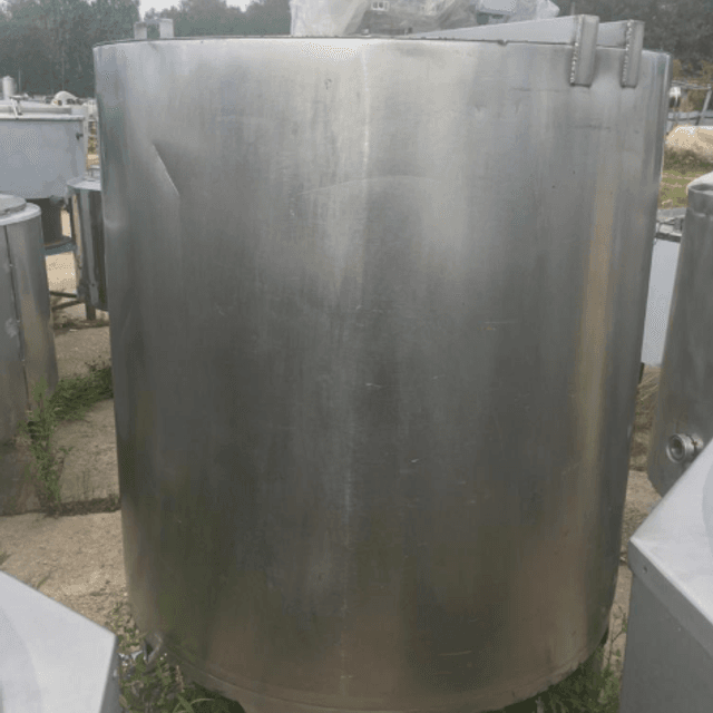 Емкость 1200л инв.3268