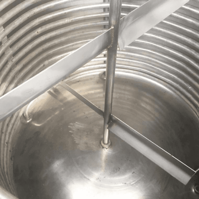 Емкость 1200л инв.3268