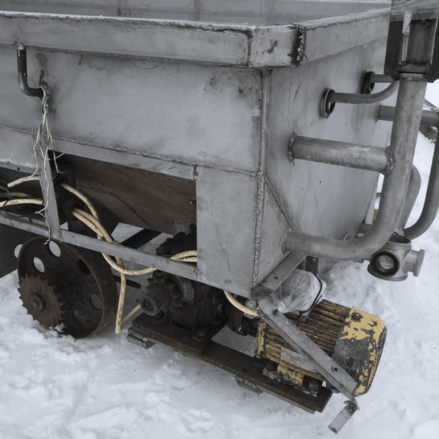 Ванна на колесиках 2500л инв.6286