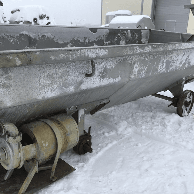 Ванна на колесиках 2500л инв.6286