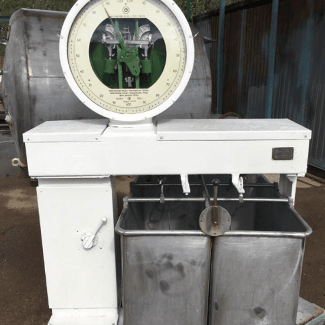 Весы СМИ-400 инв.7265