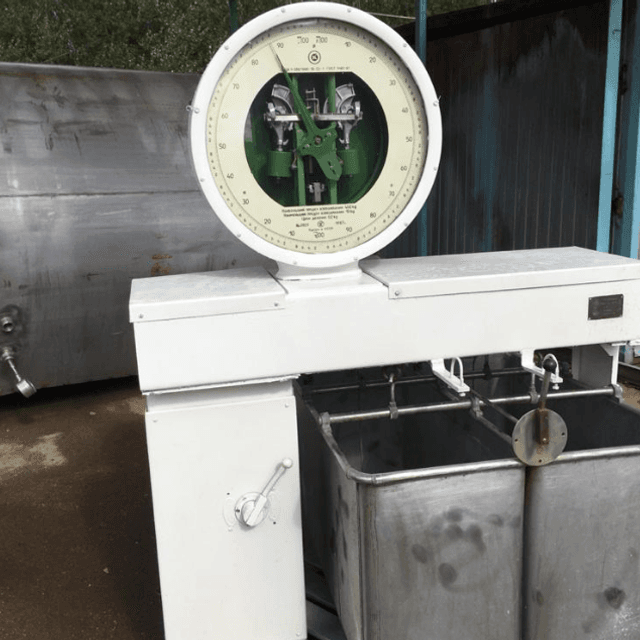 Весы СМИ-400 инв.7265