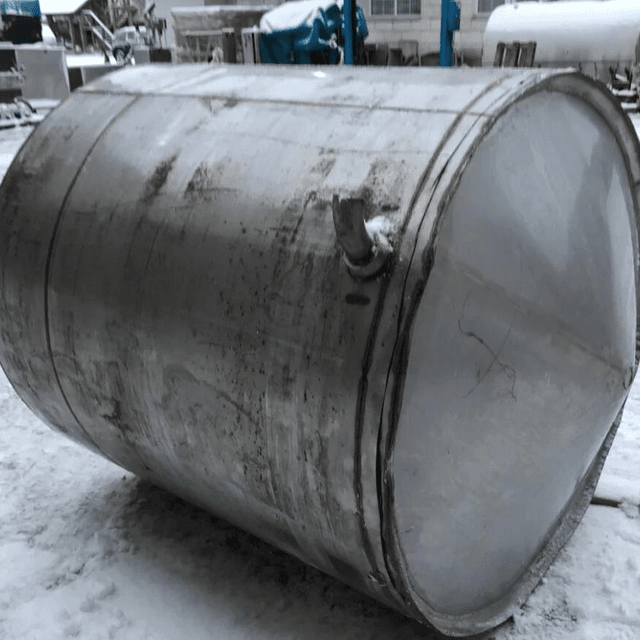 Емкость 1000л инв.8329