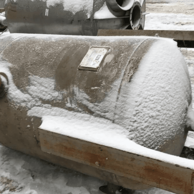 Емкость толстостенная 1000л инв.8373