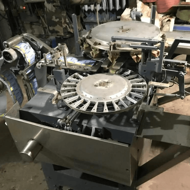 Заверточник инв.8365