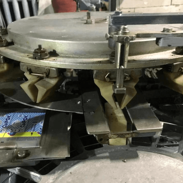 Заверточник инв.8365