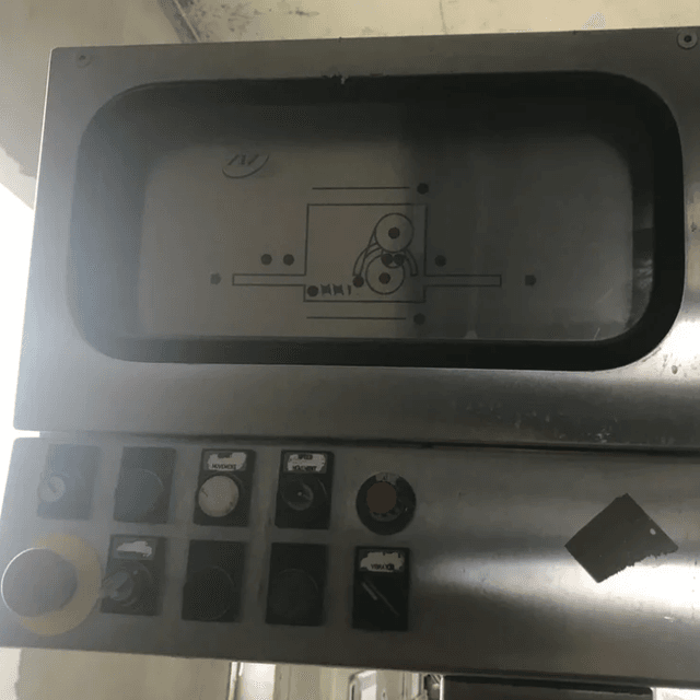 Укупор стекло-бутылок, пробка камю инв.8224