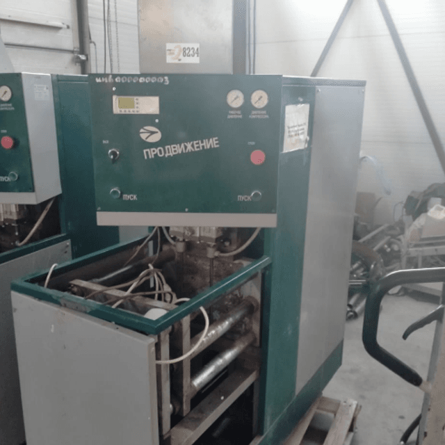 Полуавтомат выдува "Продвижение" со станцией разогрева инв.8234