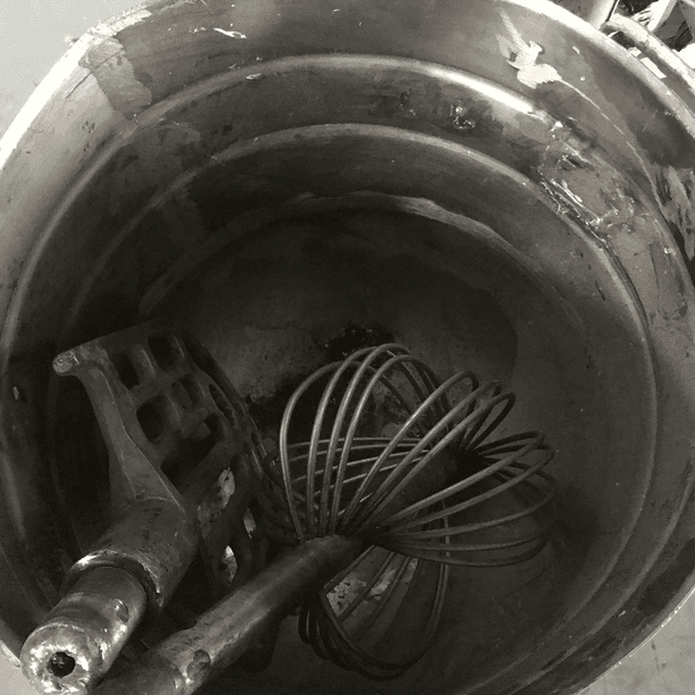 Миксер КВМ-60 с дежей объемом 60л инв.7152