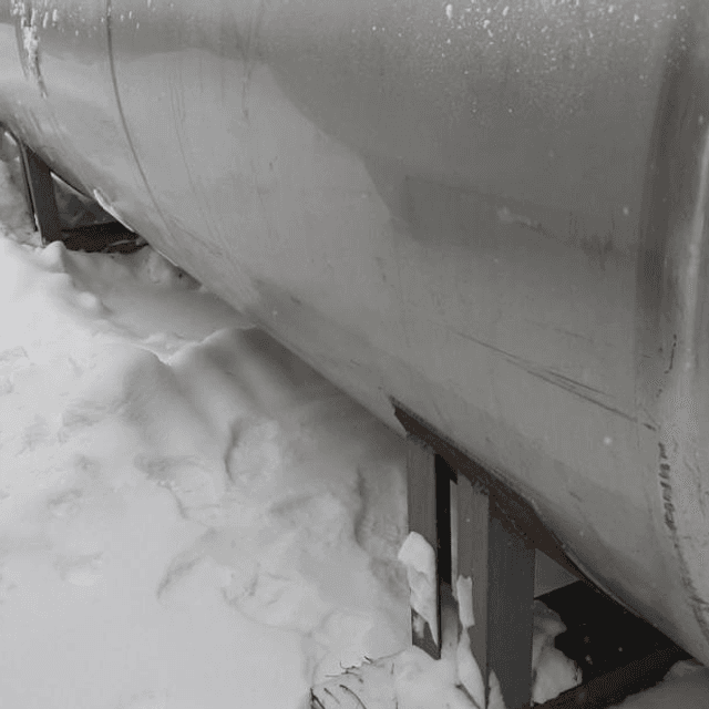 Емкости 7,9 куб.м.