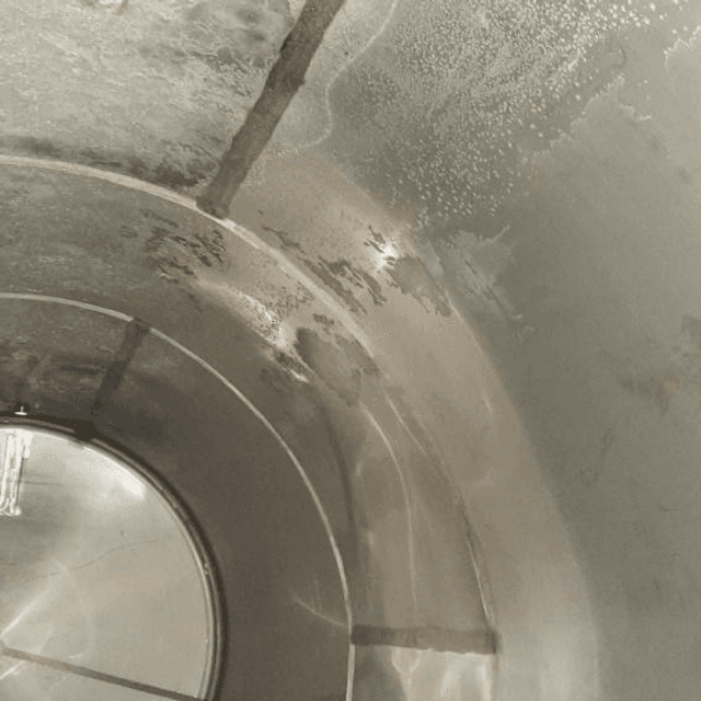 Емкости 7,9 куб.м.