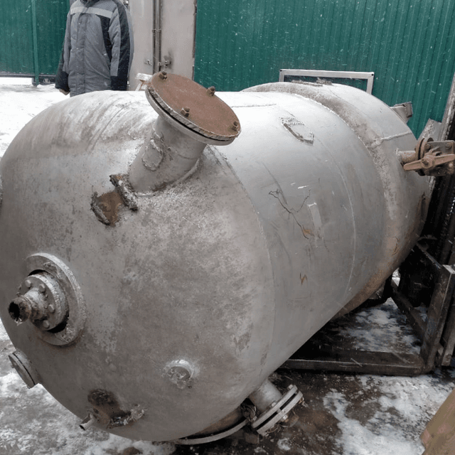 Реактор МЗС-210 1.3куб.м. инв.8289