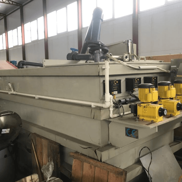 Машина очистки сточных вод