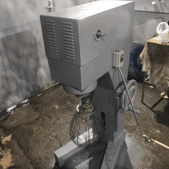 Миксер промышленный с дежей 60л инв.7172