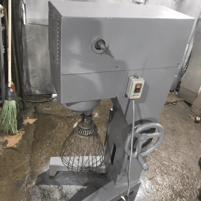 Миксер промышленный с дежей 60л инв.7172