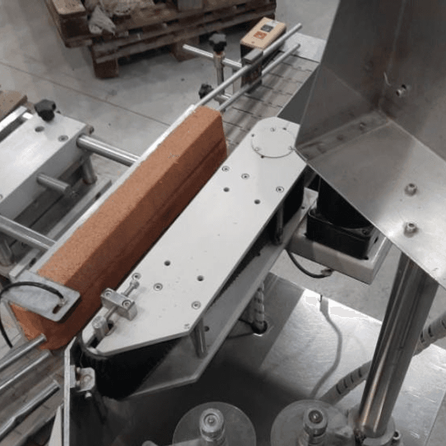 Этикетировщик FLS Fuji Labelink Systems