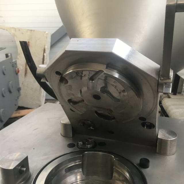 Шприц вакуумный HTS 65 инв.2601