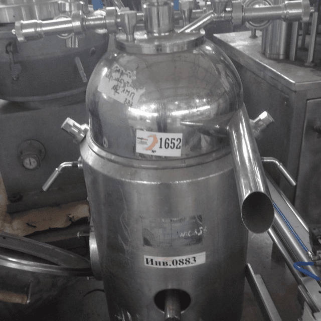 Сепаратор-сливкоотделитель Пьер Гуэрини 2,5 куб/час Франция инв.9292