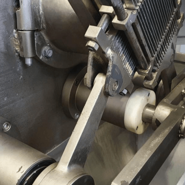 Шпигорезка Velati Cubettatrice continua