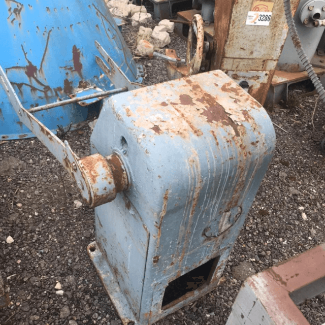 Подъемник фаршемешалки инв.3289