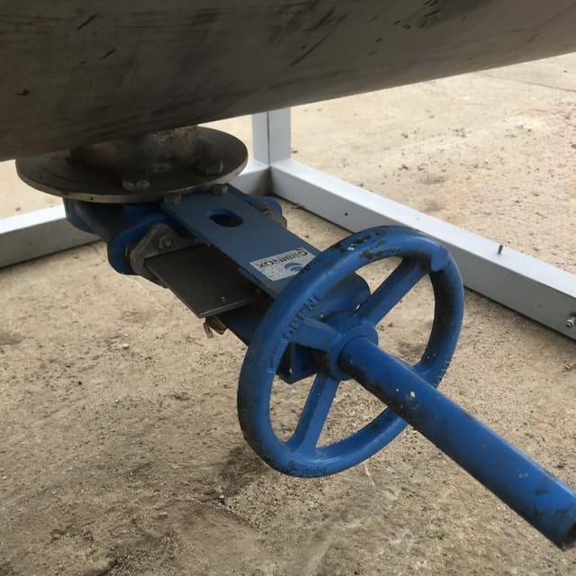 Смеситель сыпучих продуктов 2000л инв.7199