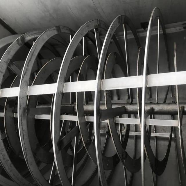 Смеситель сыпучих продуктов 2000л инв.7199