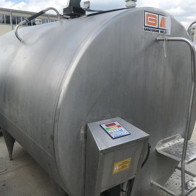 Танк охладитель 4000л с холодильным агрегатом инв.7116