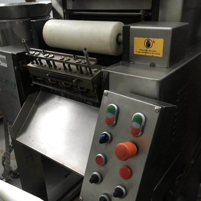 Пельменный аппарат Доминиони модель D320N инв.4008