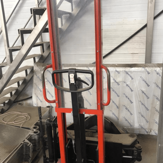 Кантователь рулонов инв.6126