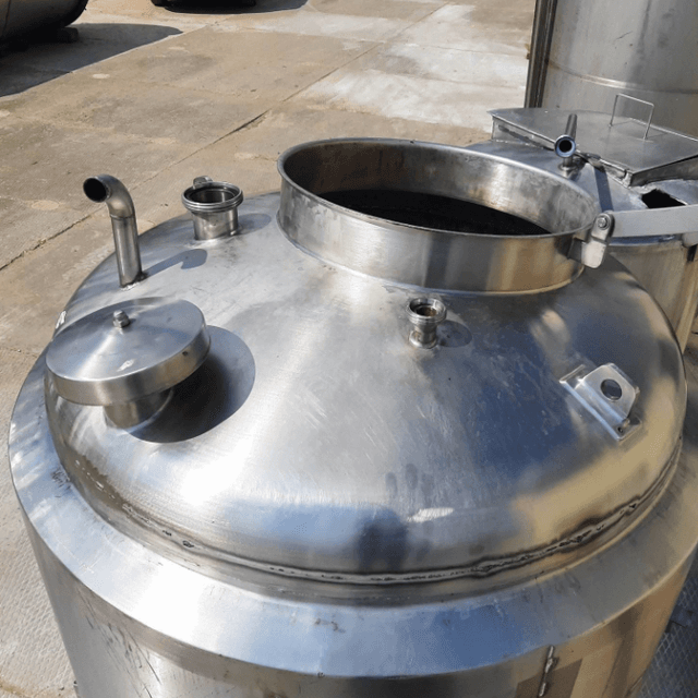 Емкость 0,85 куб.м. е.1036