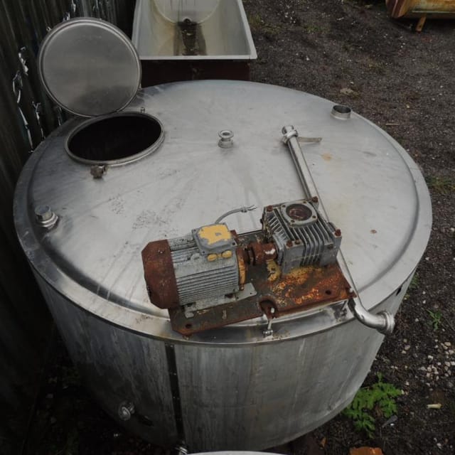 Емкость 3м3 с рубашкой инв.3570