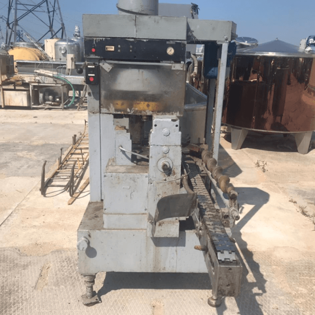 Закаточная машина Б4-КЗК-110 А объем 3л инв.7389