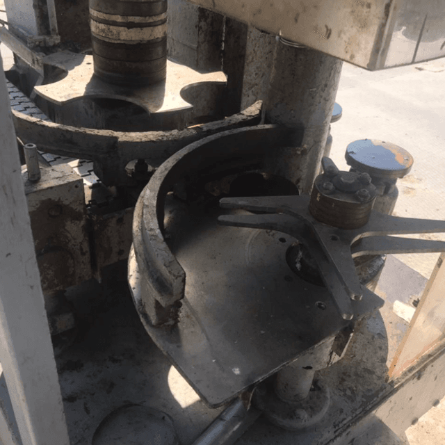 Закаточная машина Б4-КЗК-110 А объем 3л инв.7389