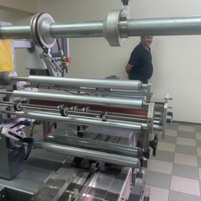 Горизонтальный упаковщик флоупак CARINA