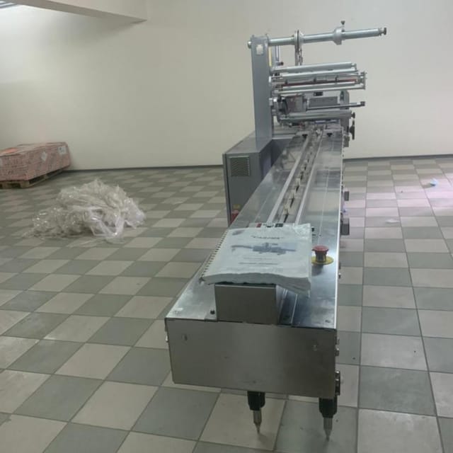 Горизонтальный упаковщик флоупак CARINA