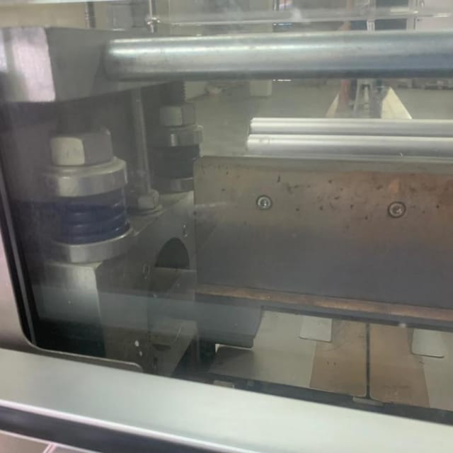 Горизонтальный упаковщик флоупак CARINA