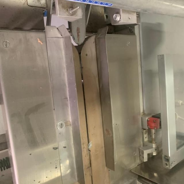 Горизонтальный упаковщик флоупак CARINA