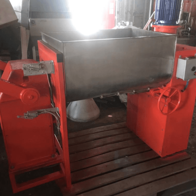 Фаршемешалка 335 л с подьемником инв.6635