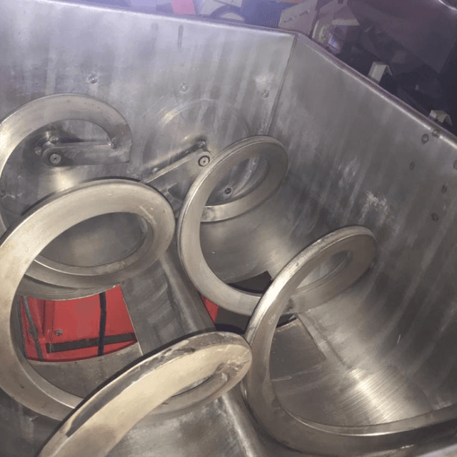 Фаршемешалка 335 л с подьемником инв.6635